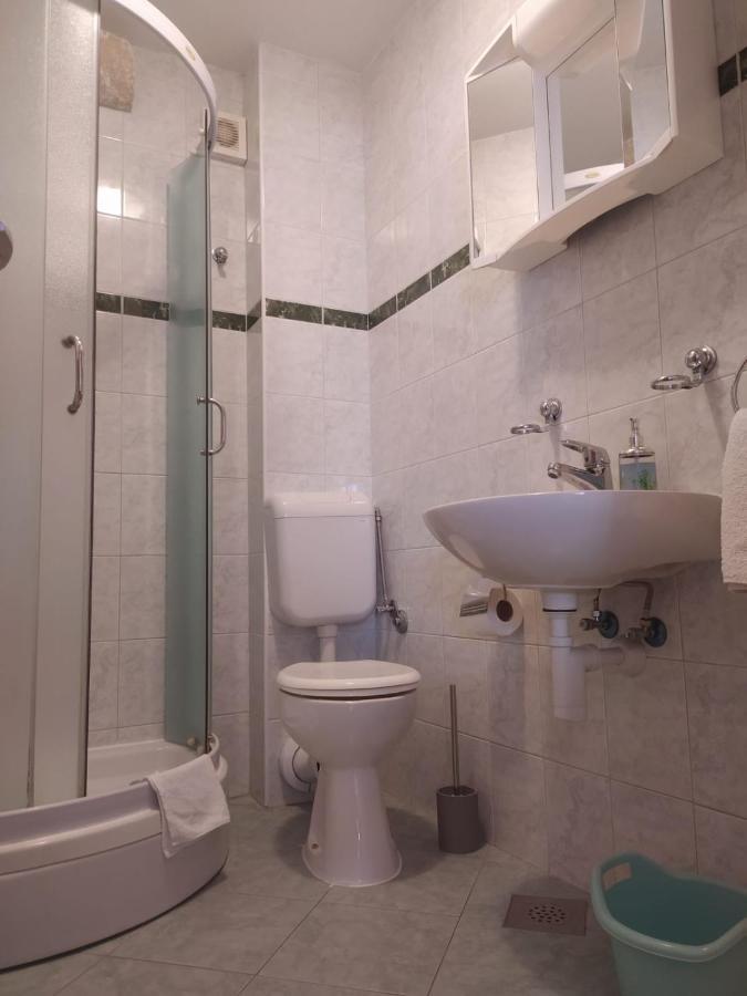 Apartment Room Parcina Trogir Exterior foto